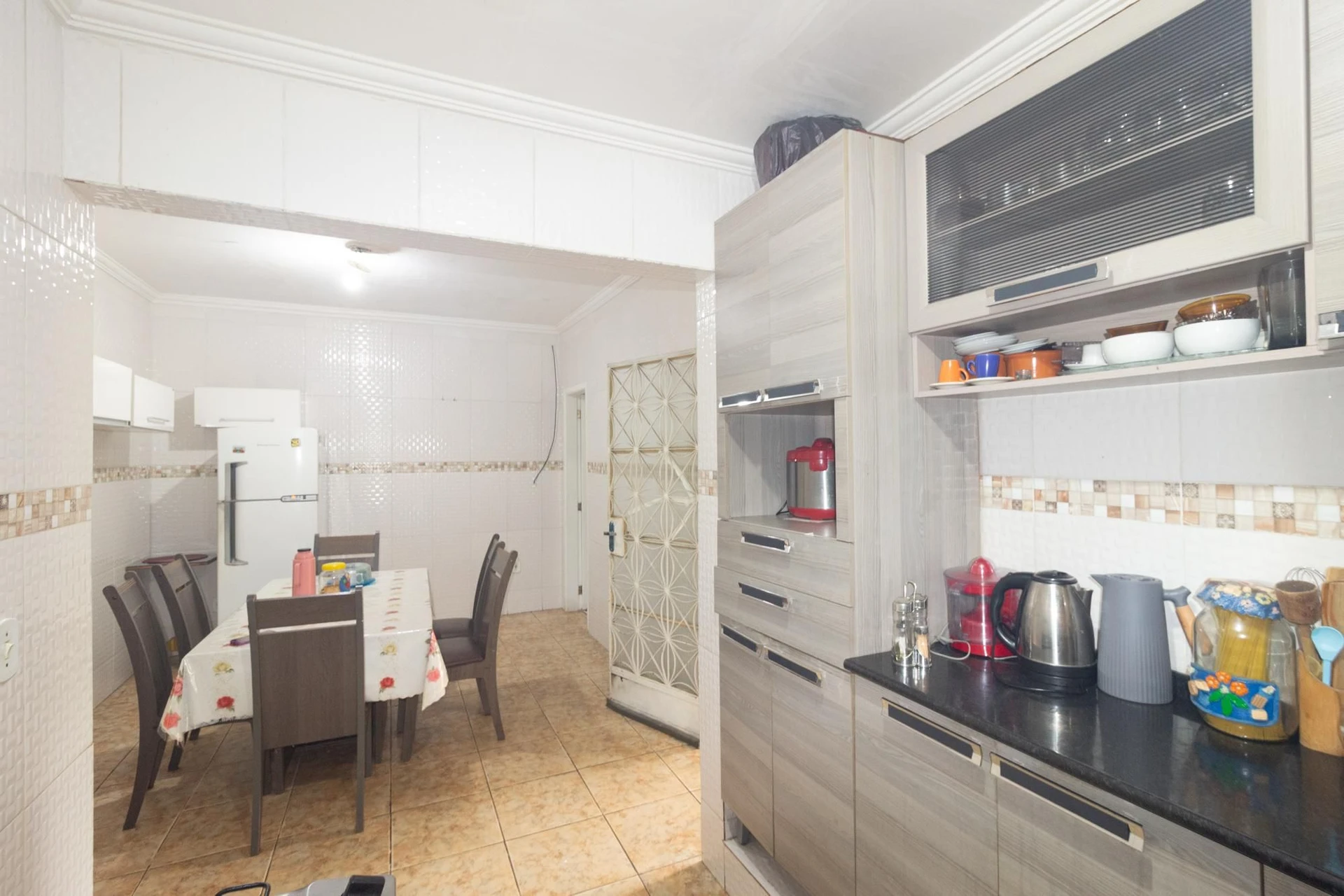 360 m² house with a home office and a garden — photo 6