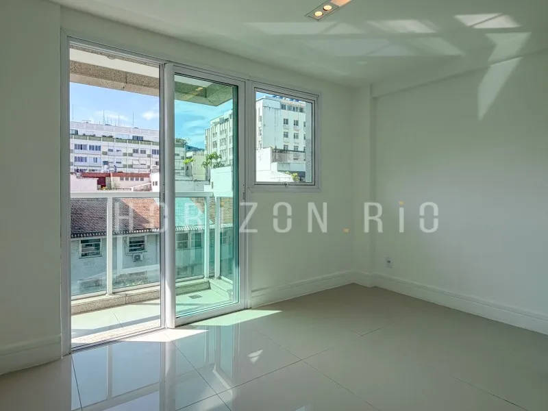 Apartamento, 229 m², com varanda envidraçada — photo 17