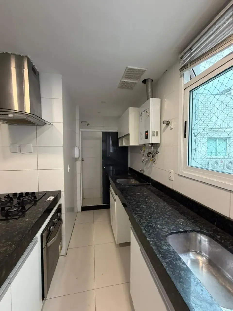 Apartamento com 3 quartos e 5 banheiros — photo 4