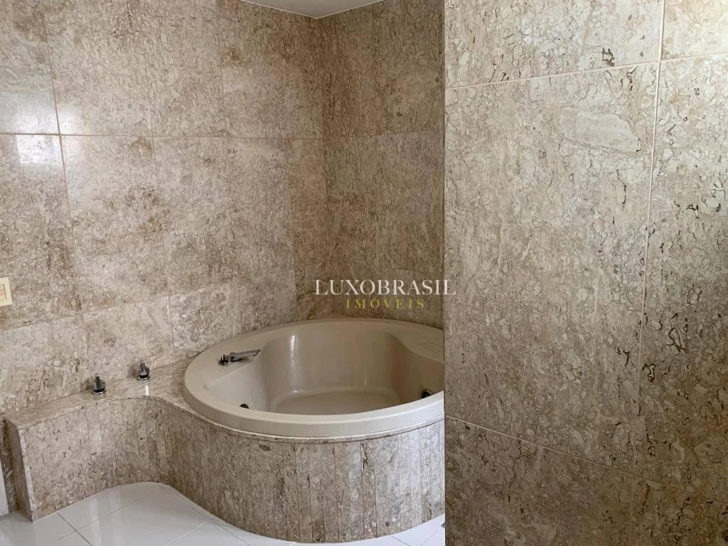 Cobertura de 465 m² com 4 quartos e piscina no prédio — photo 16
