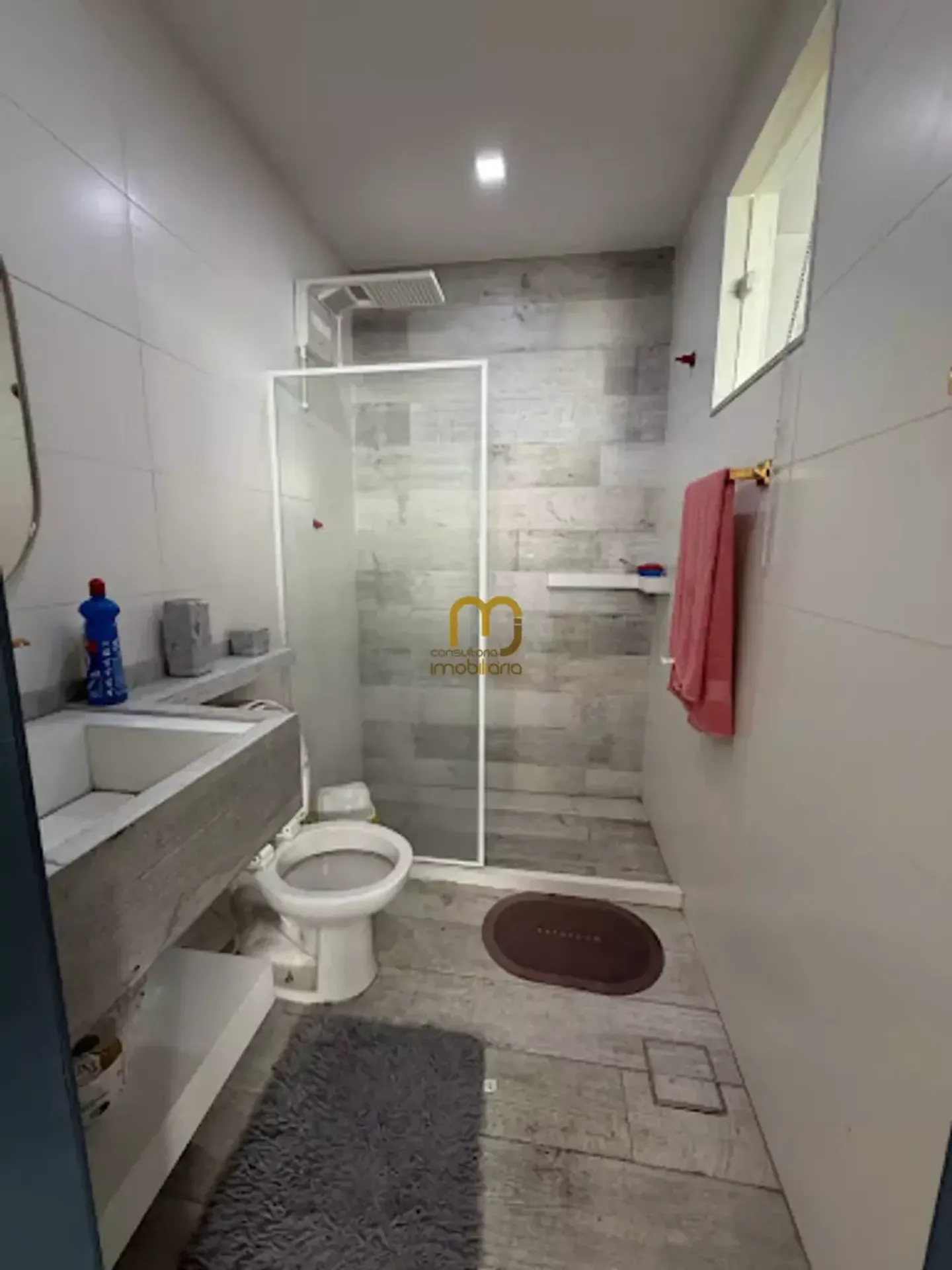 Furnished house, 300 m², with a glass-enclosed balcony — photo 22