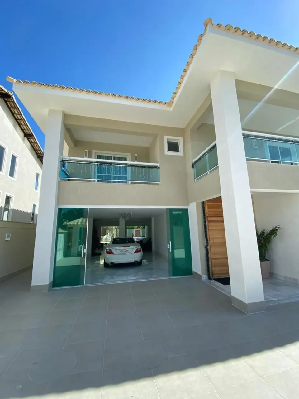 Unfurnished house with 5 bedrooms and 5 bathrooms — photo 4