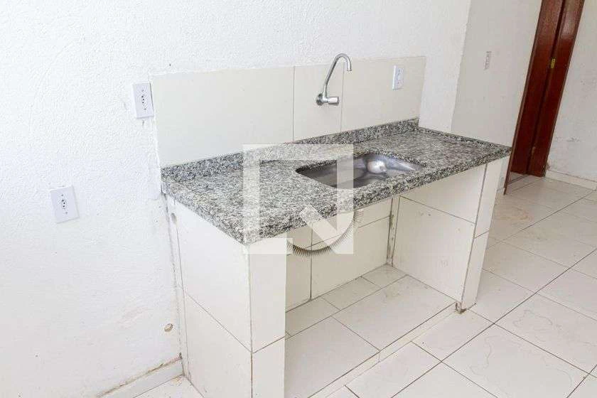 43 m² studio kitnet with an en-suite bathroom — photo 16