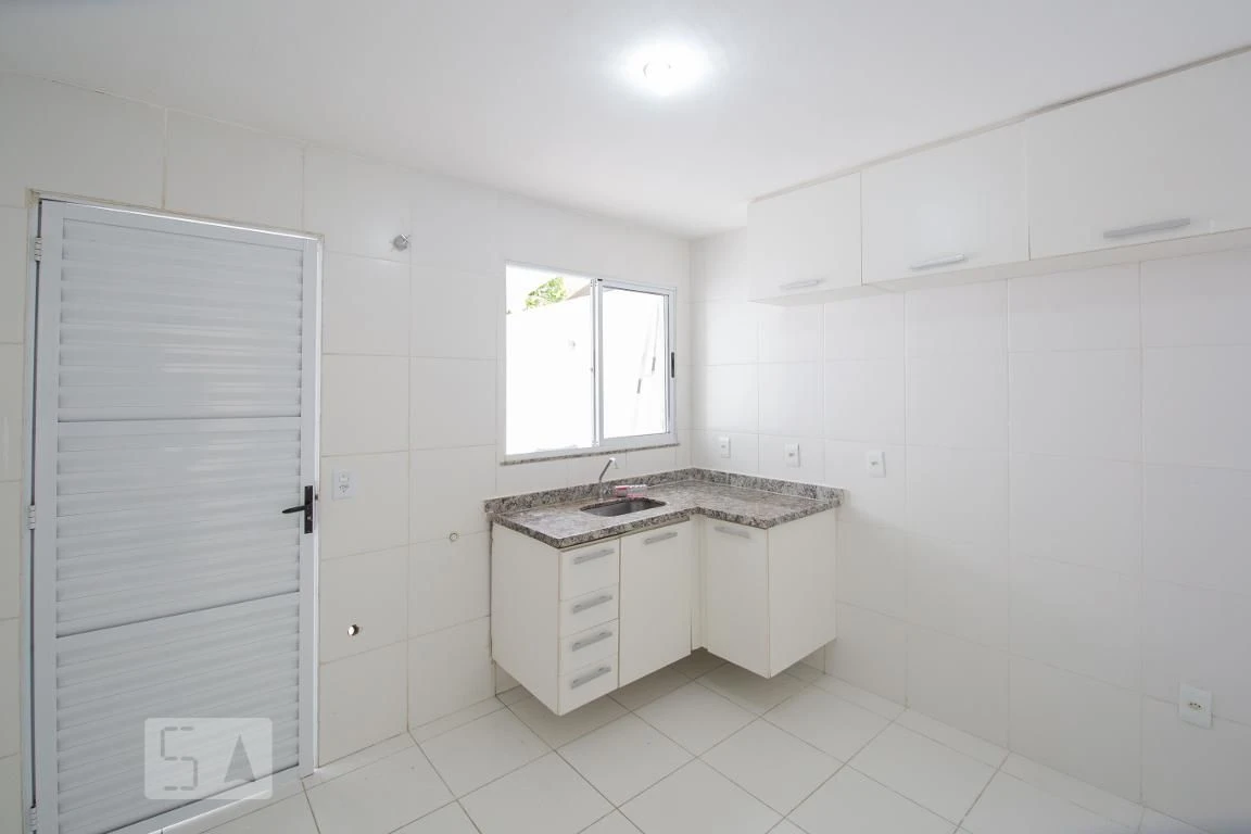 2-bedroom house with a washing machine in Rio de Janeiro