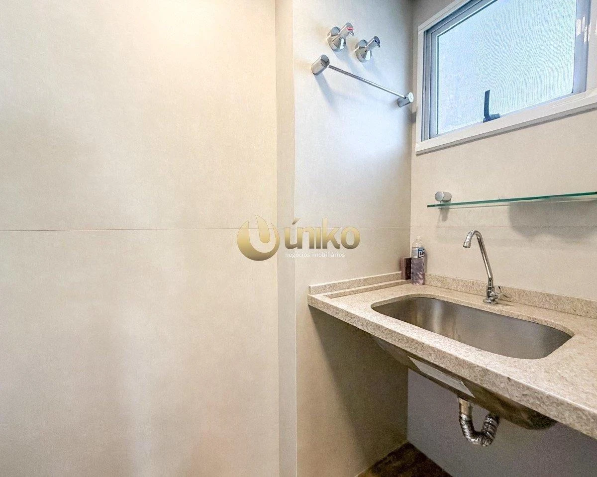 3-bedroom apartment with a washing machine in Curitiba — photo 11
