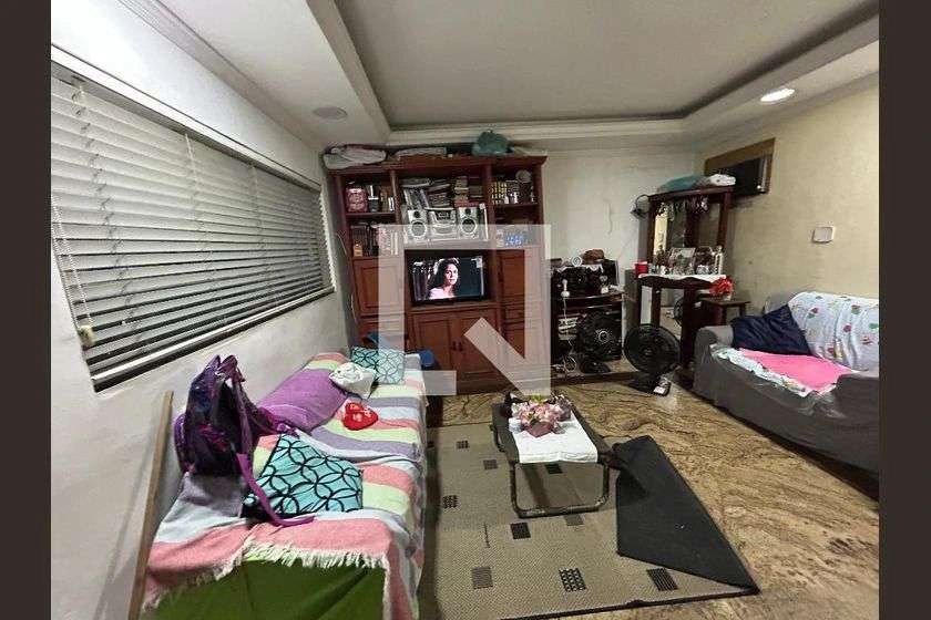 Меблированный дом с 4 спальнями и 198 м² — photo 4