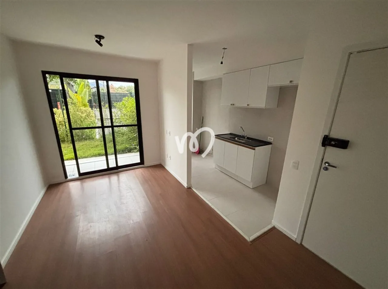 Unfurnished 2-bedroom apartment with 1 parking spot — photo 5