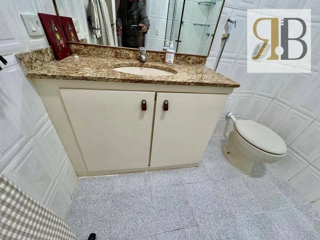 Furnished house with 5 bedrooms and 532 m² — photo 22