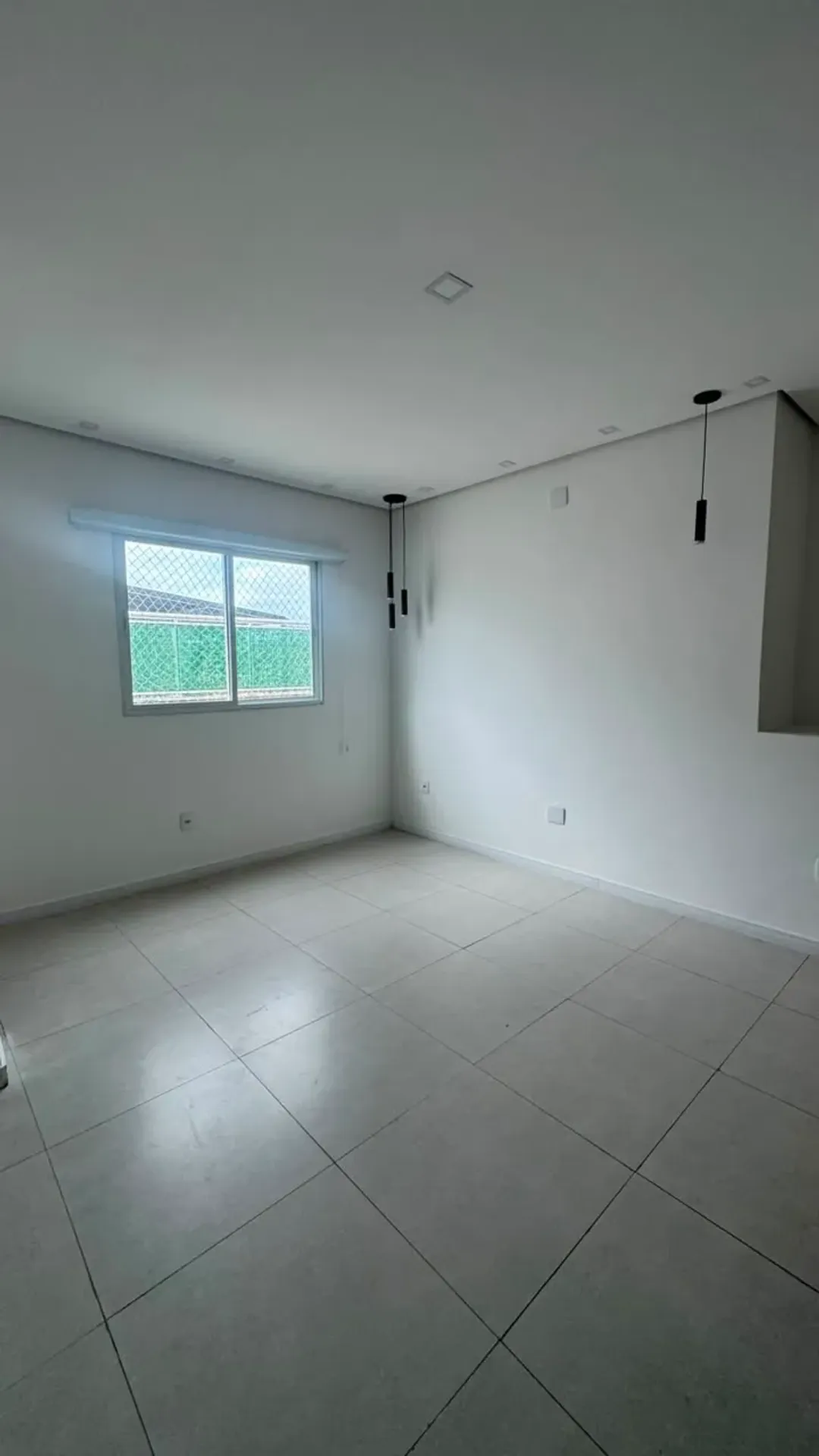 Apartment with 4 bedrooms and 4 bathrooms — photo 35