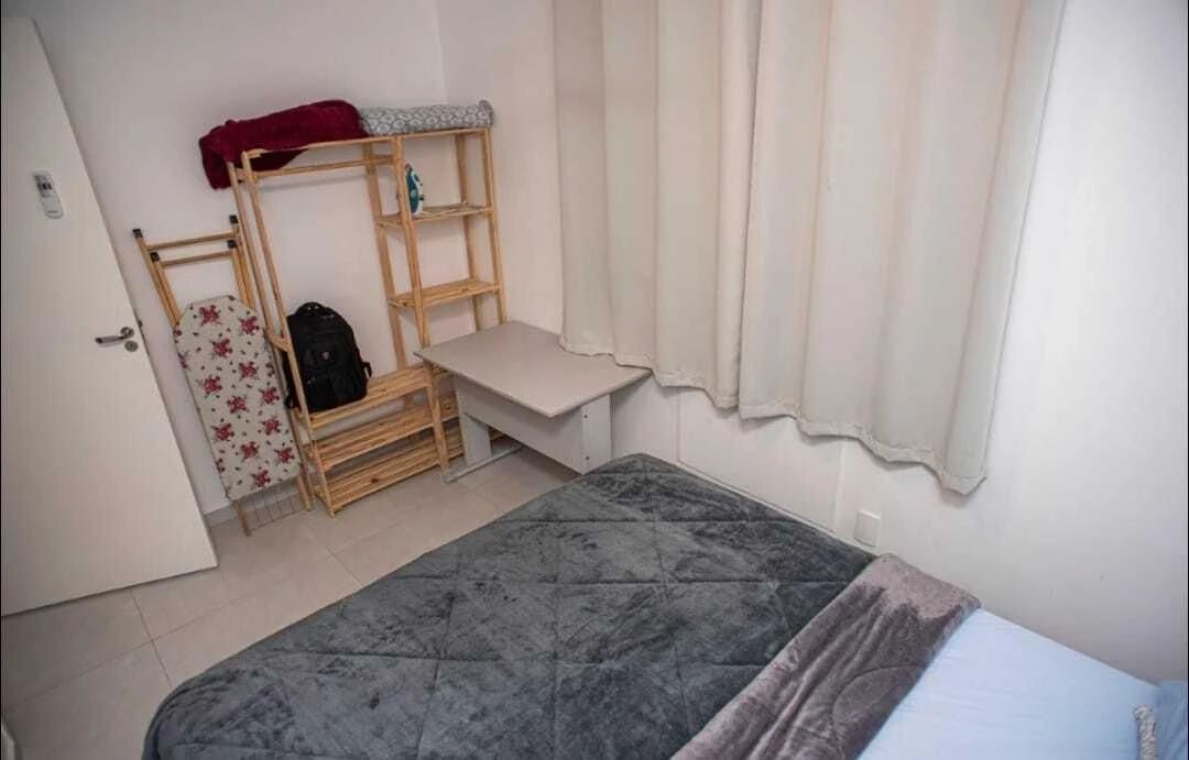 Furnished apartment with a closed kitchen and stove — photo 8