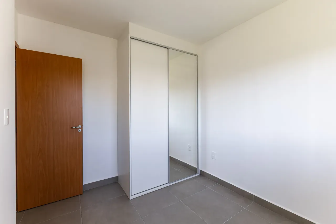Furnished 77 m² apartment with 2 bedrooms and balcony — photo 17