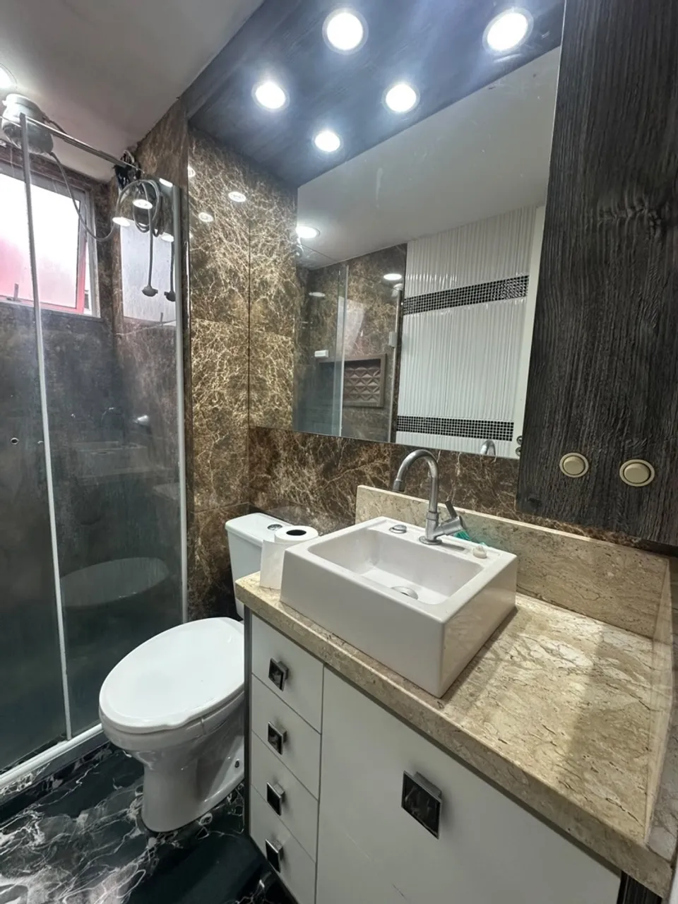 2-bedroom apartment with a washing machine — photo 9