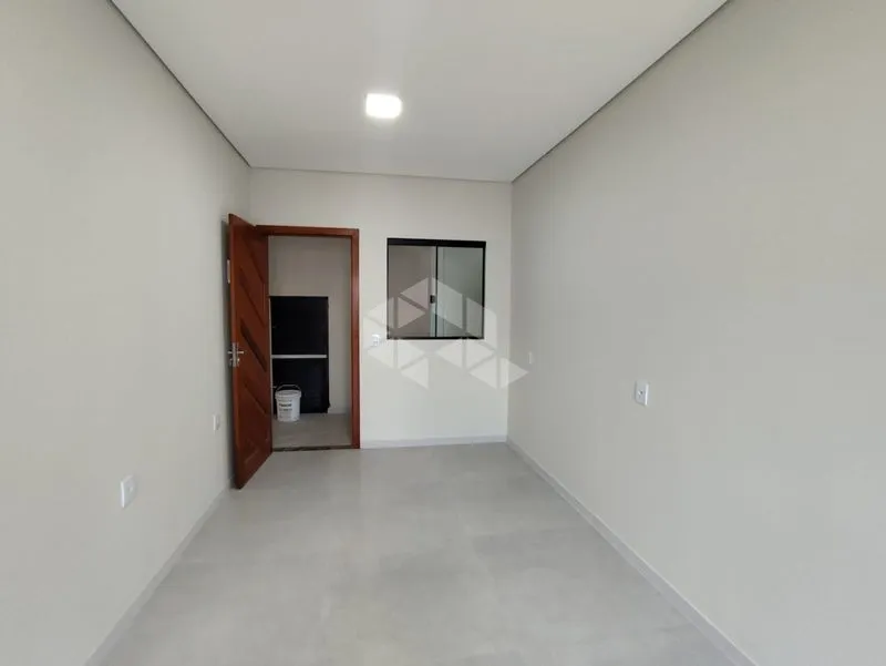 2-bedroom apartment with balcony and 52 m²
