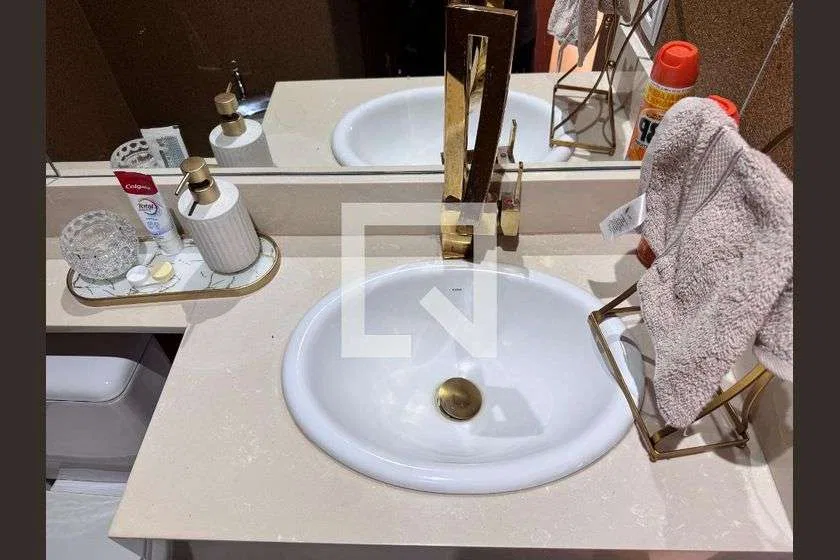 Condominium house with 4 en-suite bedrooms and 800 m² — photo 25