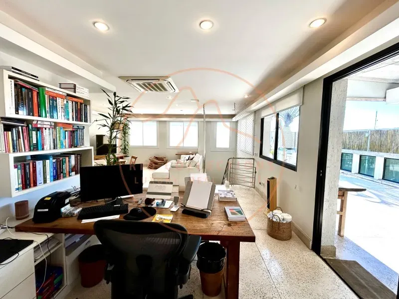Furnished apartment, 419 m², with a bathtub — photo 52