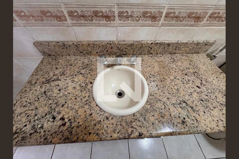 Квартира з вбудованими шафами, 2 кімнати і 130 м² — photo 17