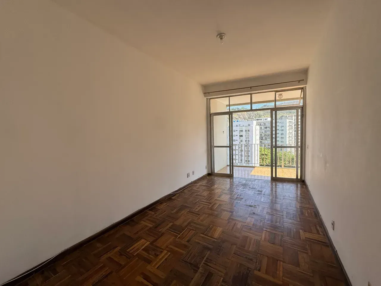 Mountain view in a one-bedroom apartment, 63 m² — photo 5