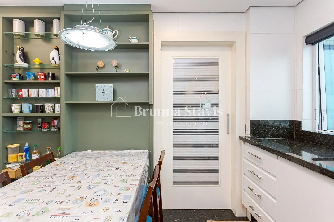 Furnished apartment of 379 m² with 3 en-suite suites — photo 4
