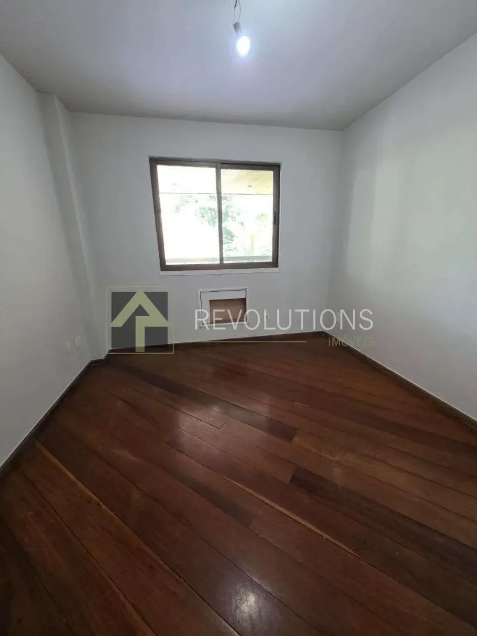 Apartamento mobiliado com 3 quartos e 3 banheiros — photo 2