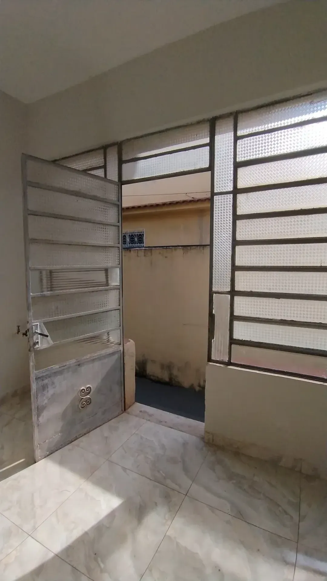 Unfurnished house for rent with 85 m², 2 bedrooms — photo 34