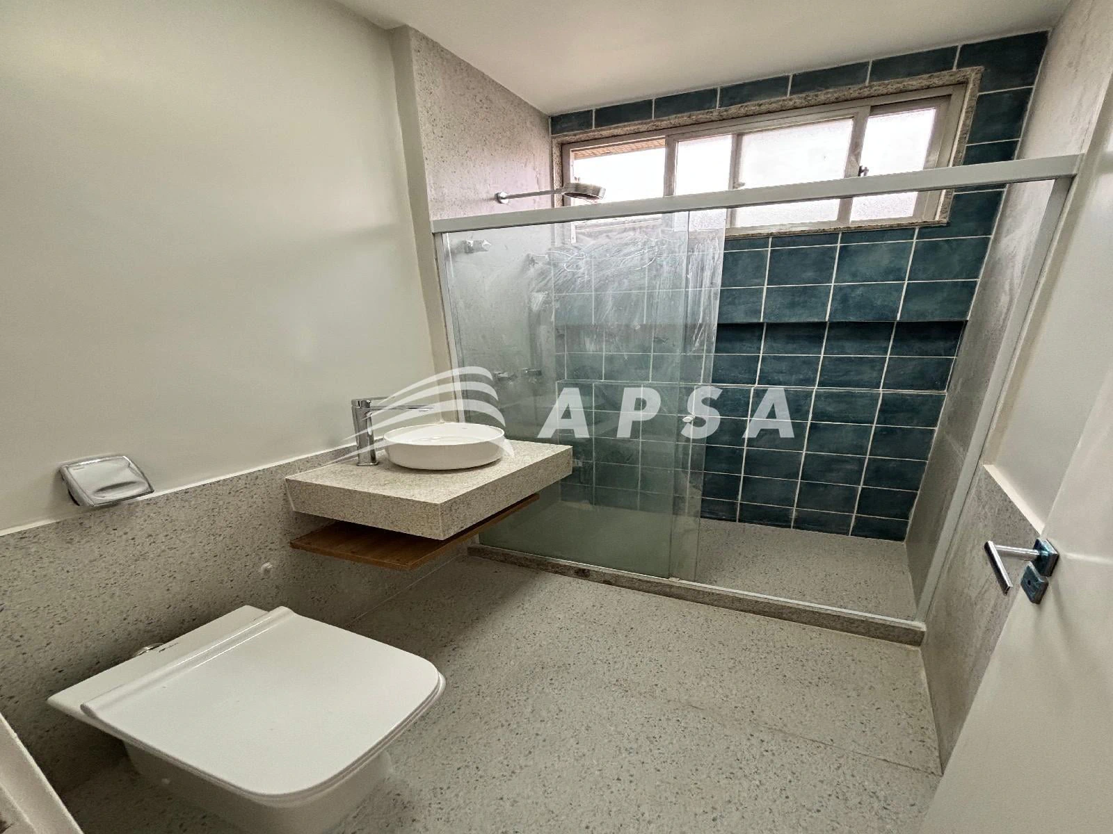 Дерев'яна підлога або ламінат та 2 спальні: квартира 70 м² — photo 26