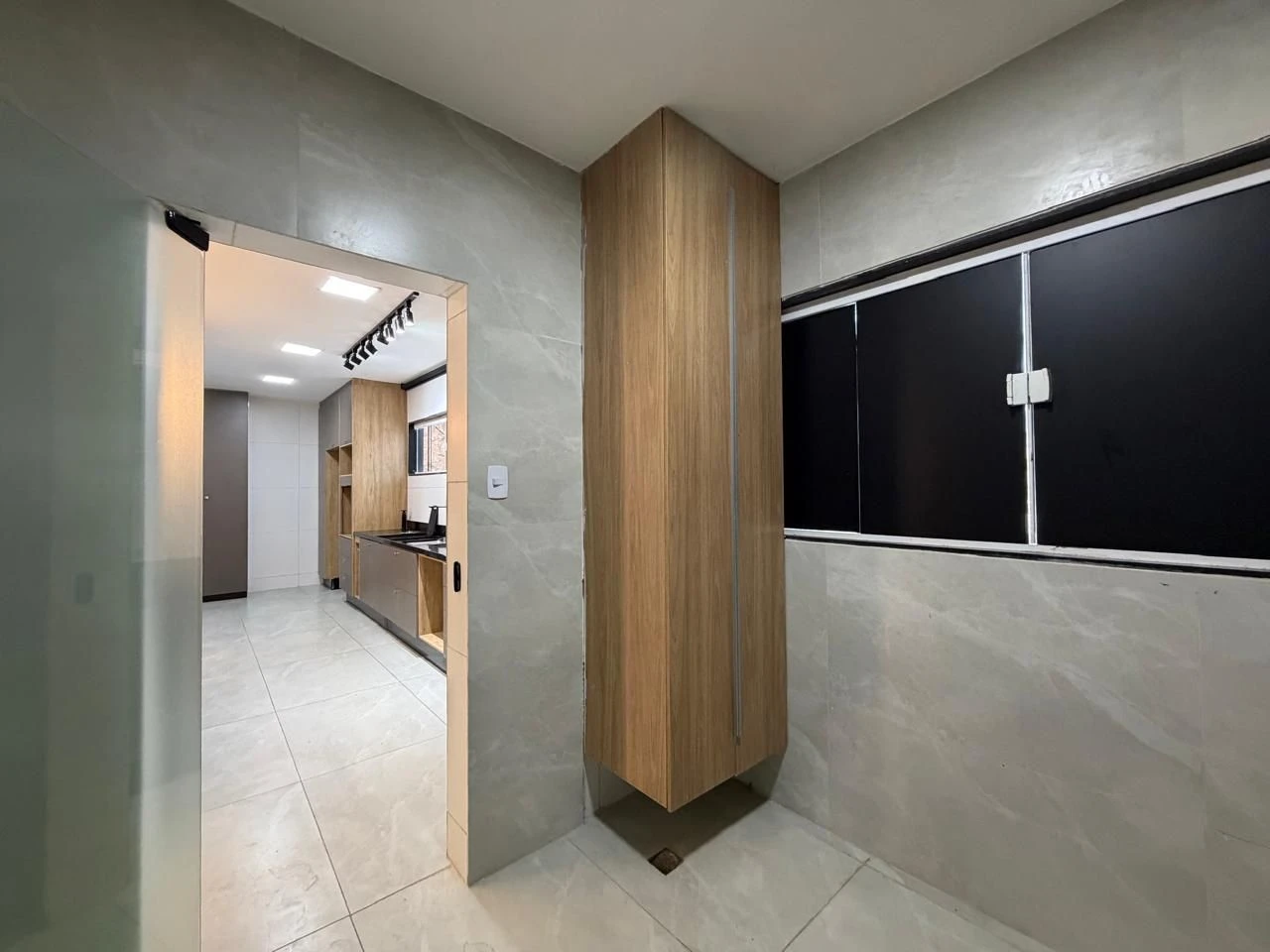 Casa em condomínio com 5 quartos e cozinha integrada — photo 55