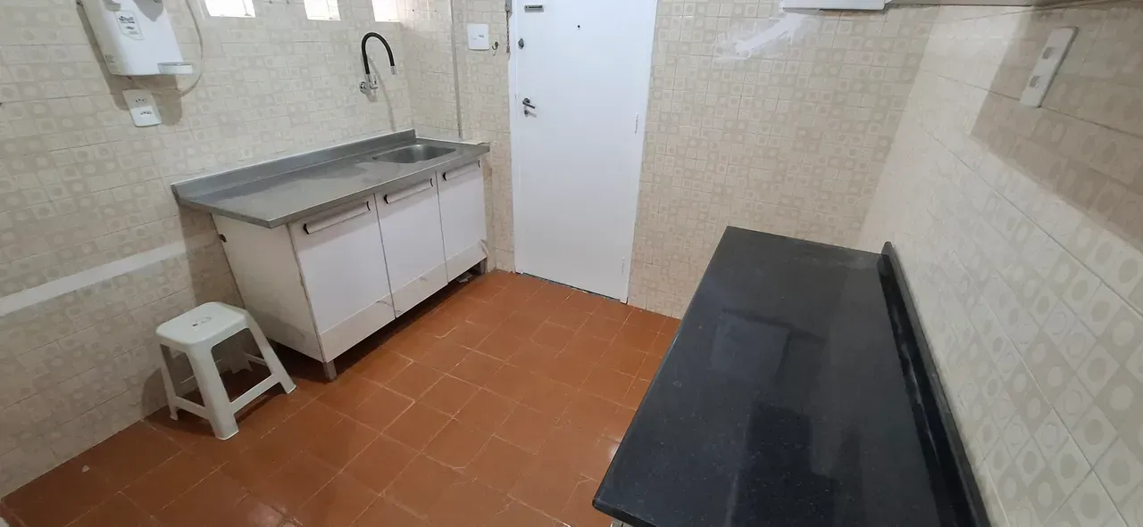 2-bedroom, 2-bath apartment with no parking space — photo 11