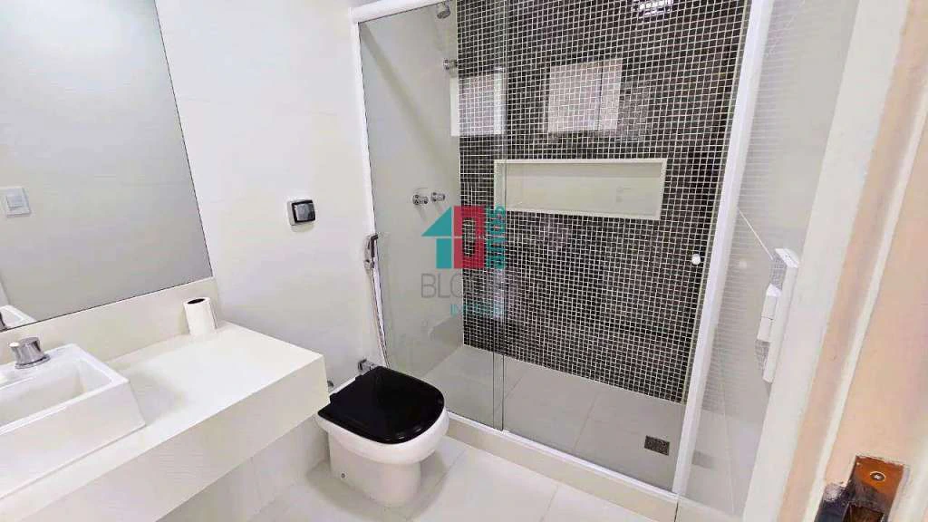 4-bedroom apartment with private garden and 364 m² — photo 10