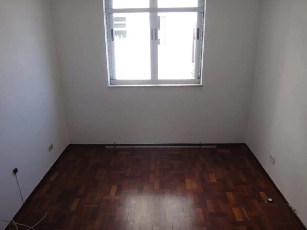3-bedroom apartment with a bathtub in Curitiba — photo 18