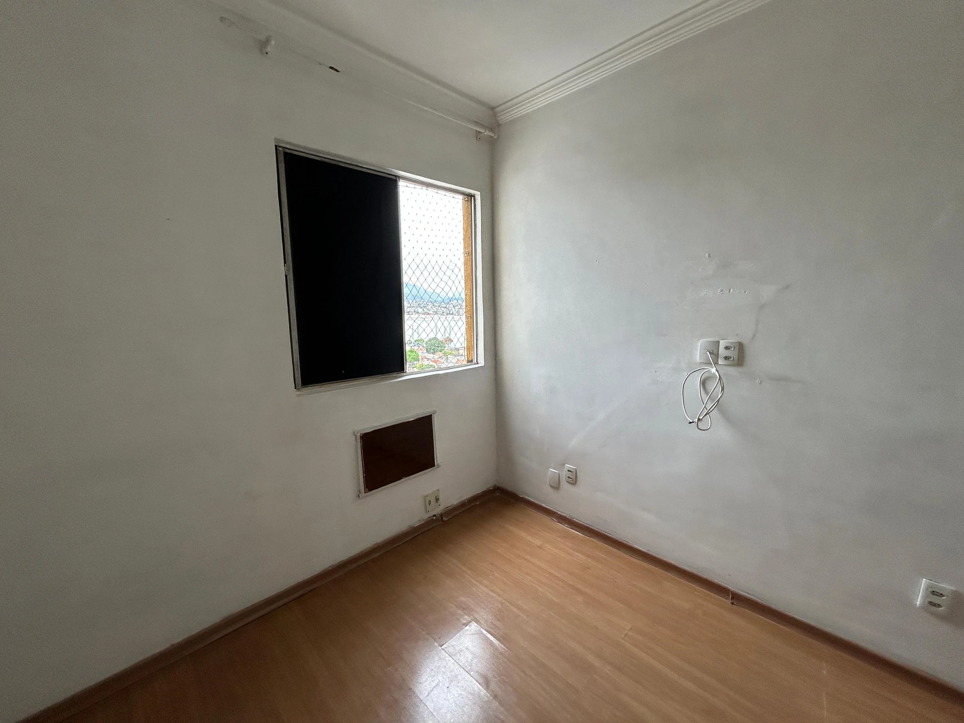Home office in a 2-bedroom apartment, 47 m² — photo 22