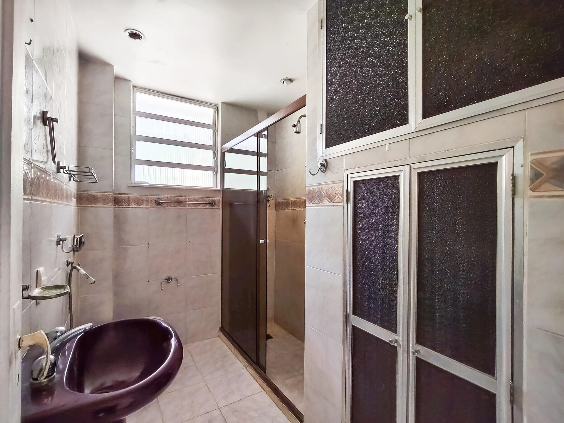 2-bedroom apartment with 2 bathrooms and mountain views — photo 6