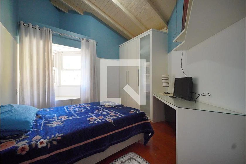 Furnished house with private garden and BBQ — photo 25