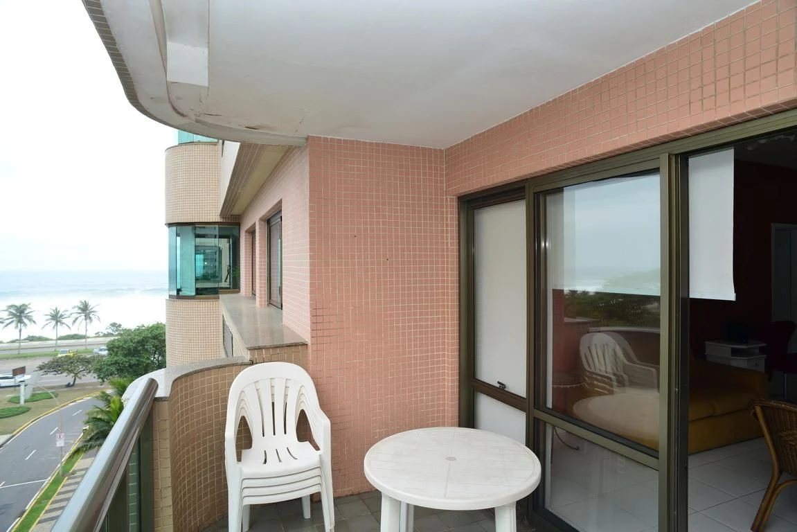Furnished apartment, 66 m², with floor-to-ceiling windows — photo 27