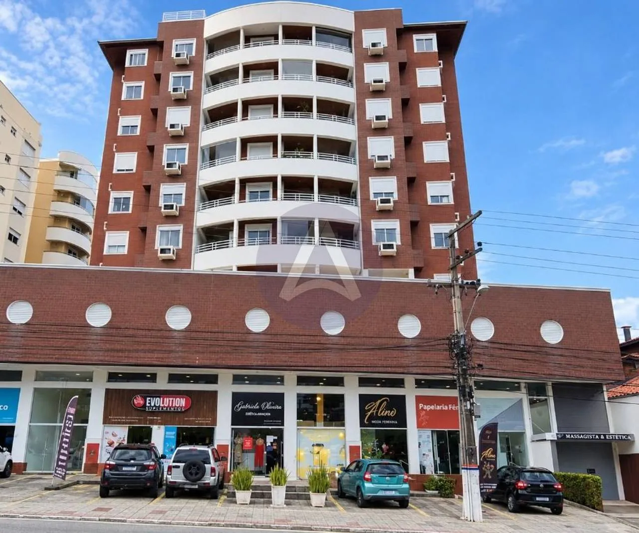 Apartment with 2 bedrooms and 2 parking spaces, 63 m²