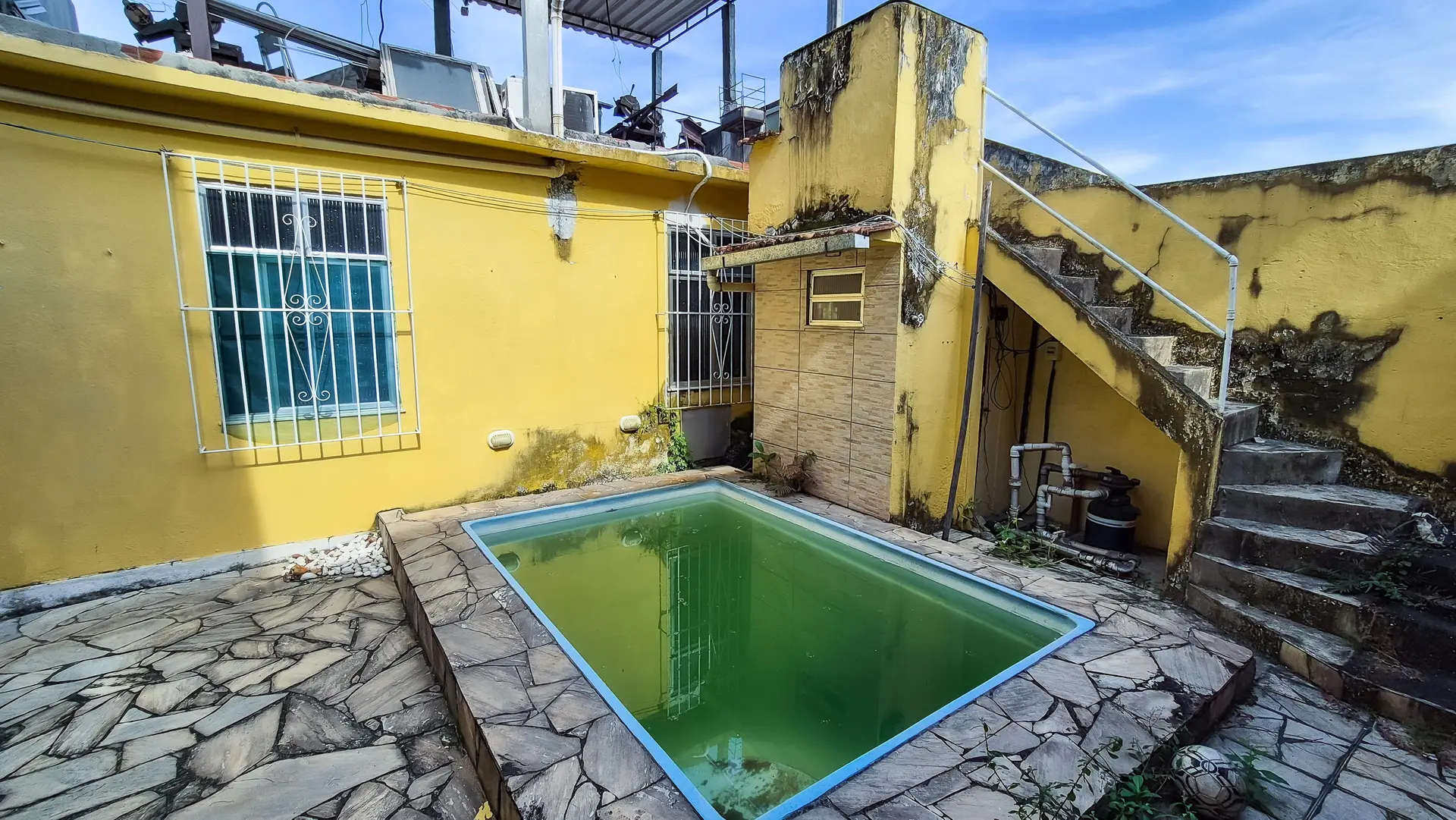 Furnished house with 4 bedrooms, 3 baths and yard — photo 104