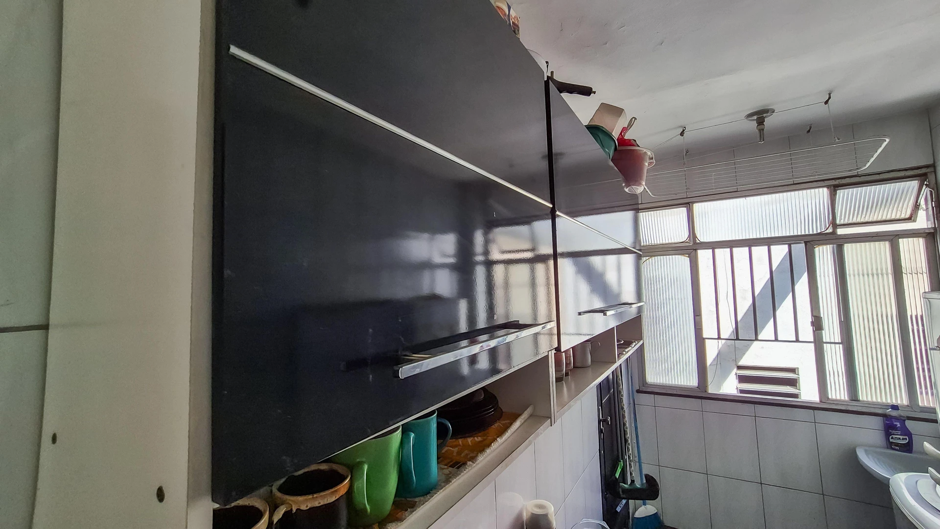 Furnished 2-bedroom apartment with 1 bathroom — photo 37
