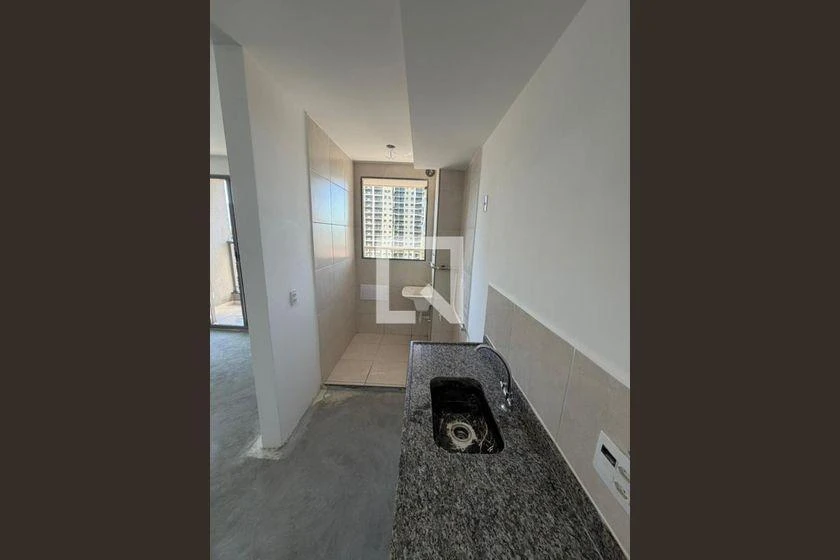 Apartamento de 3 quartos em condomínio com piscina — photo 4