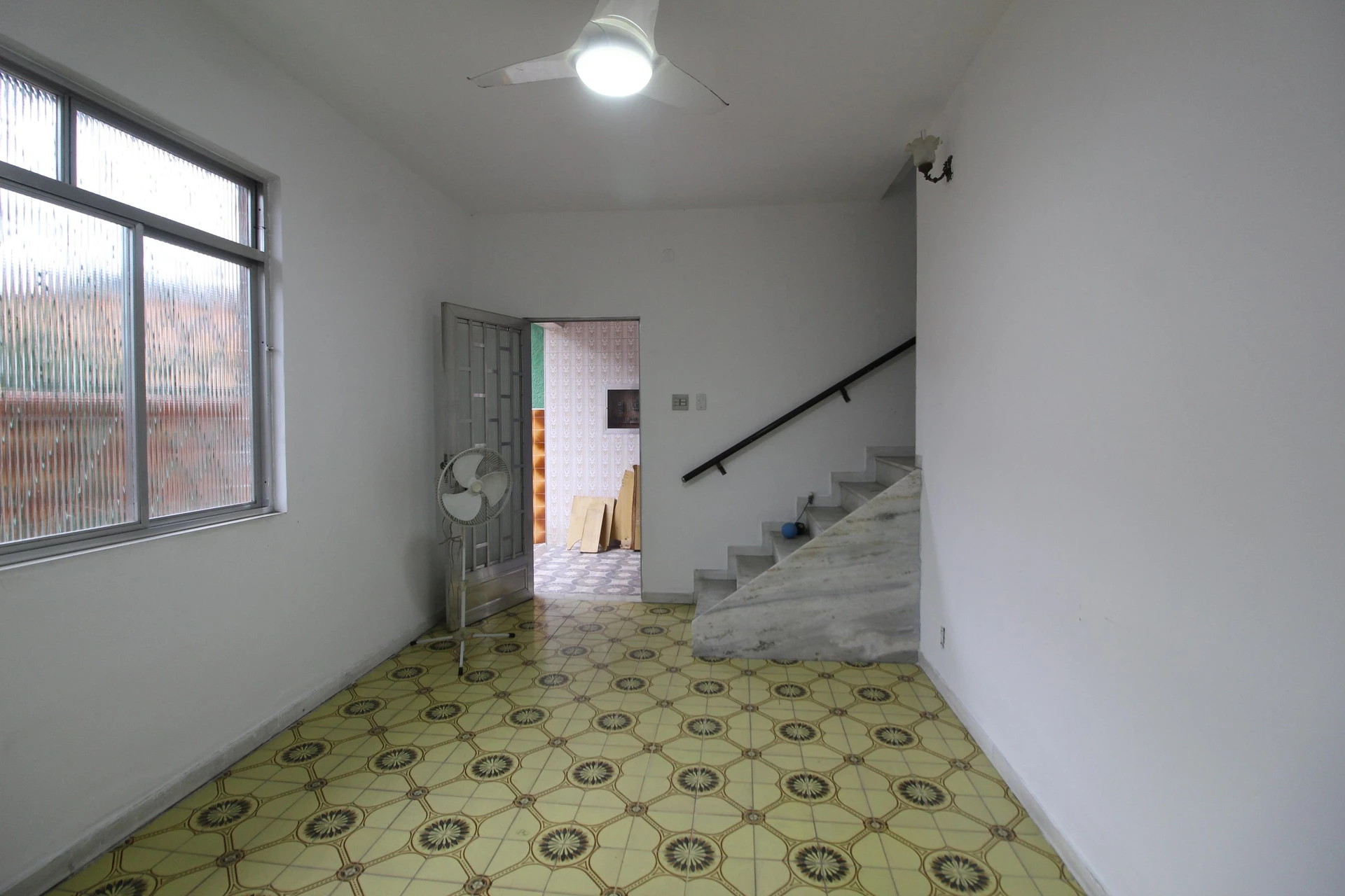 Condominium house with 3 bedrooms and 1 en-suite — photo 30