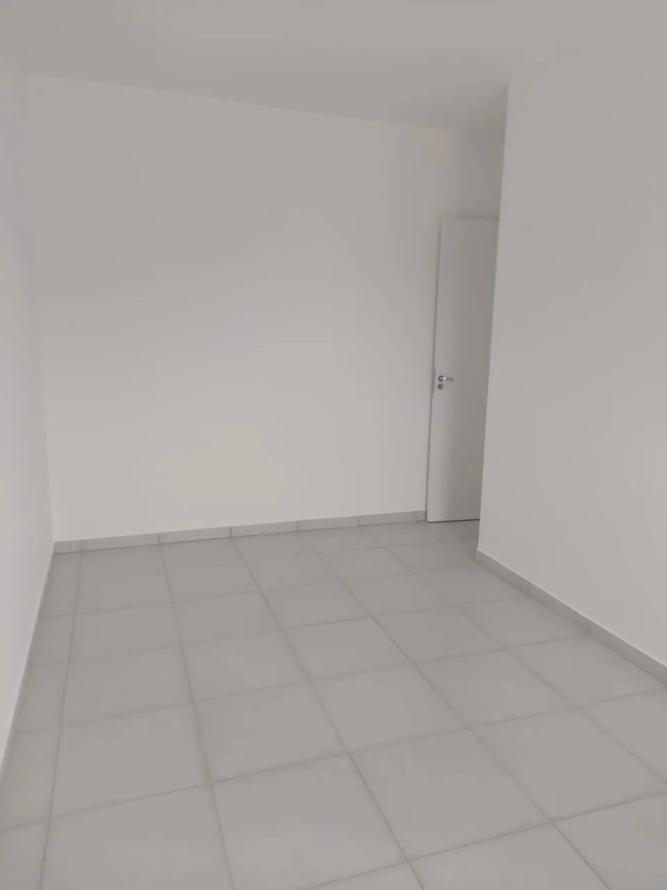 2-bedroom apartment with 1 bathroom and a balcony — photo 3