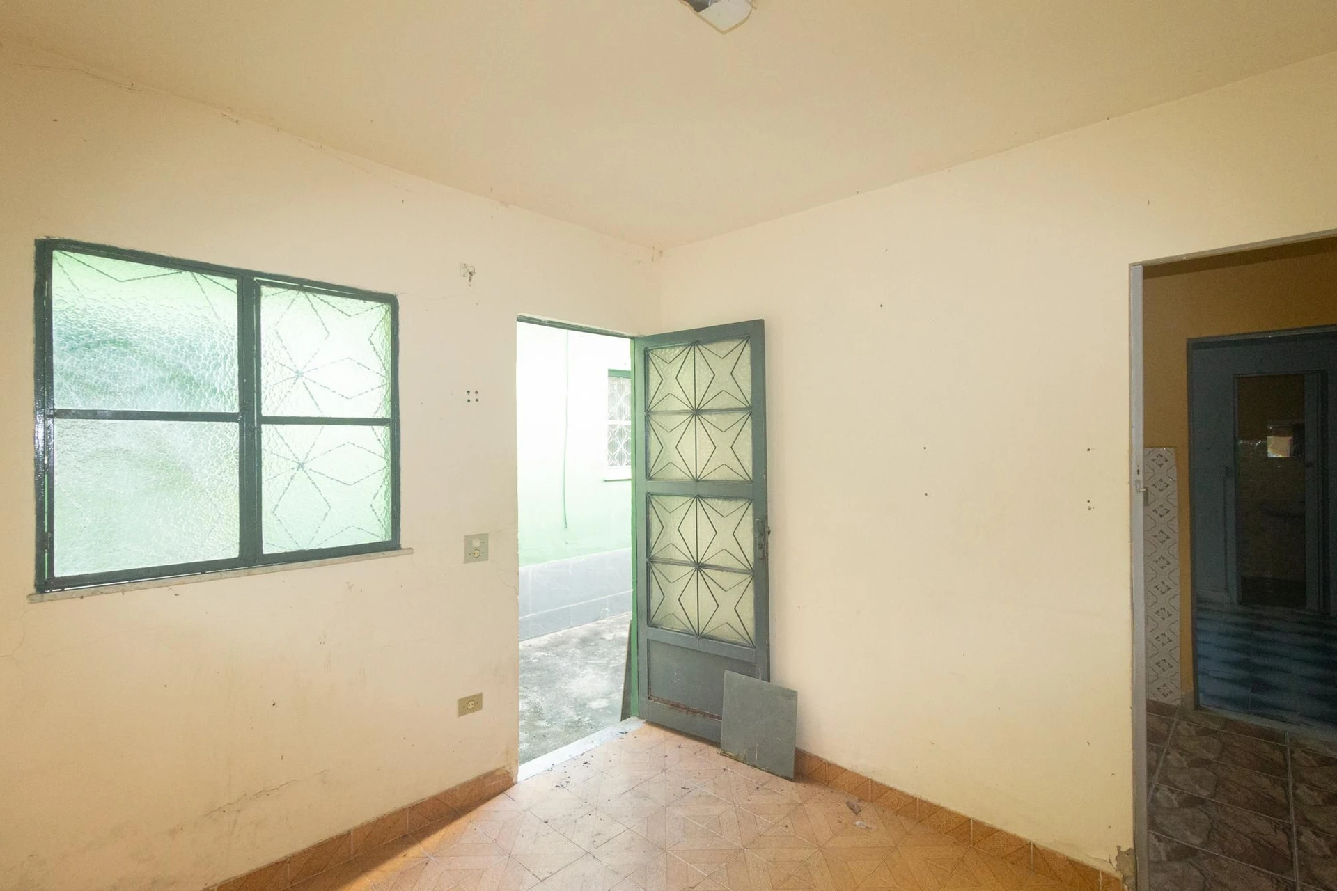 Rental house with 1 bedroom and a separate kitchen — photo 17