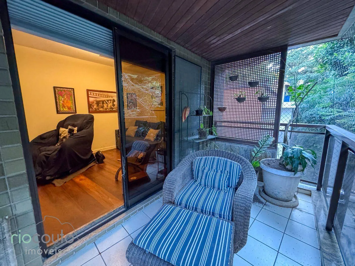 Apartment with 4 bedrooms and balconies, 370 m² — photo 19
