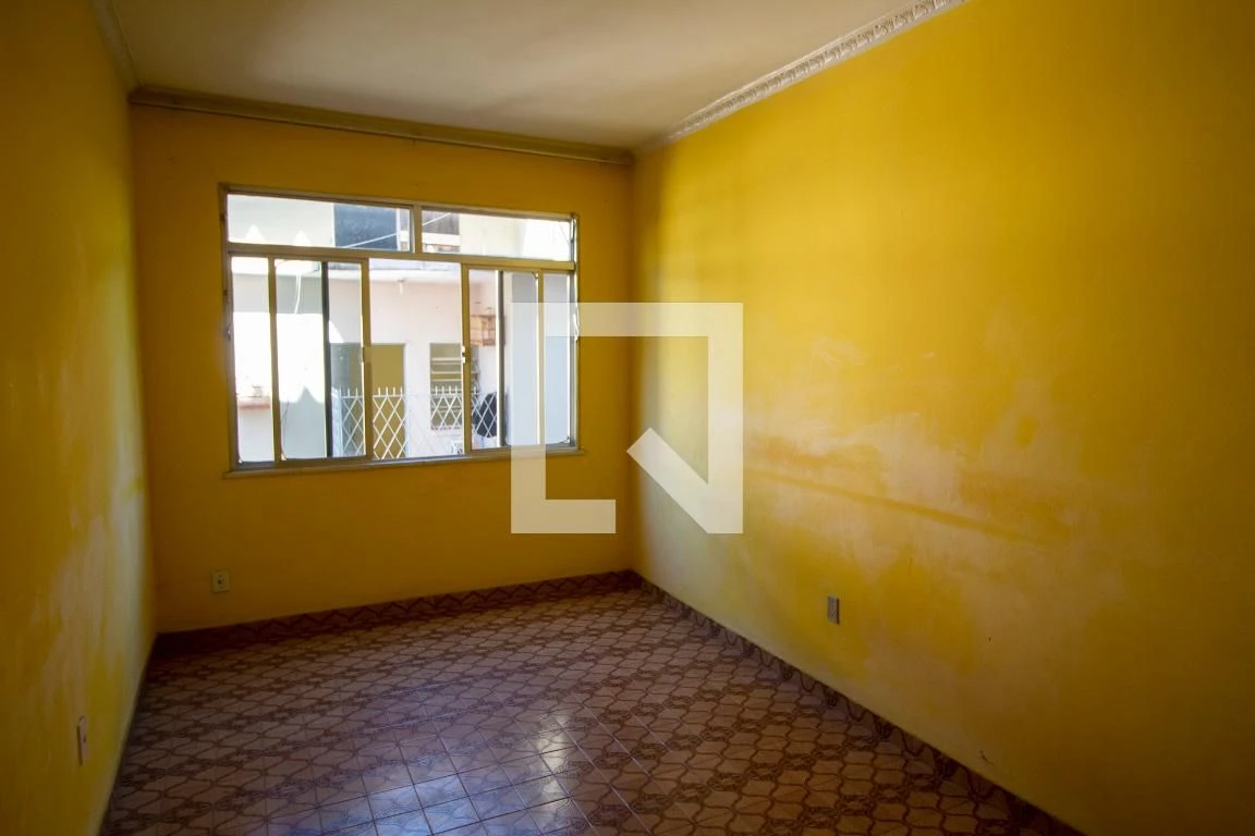 Unfurnished 2-bedroom apartment with a glass shower — photo 21