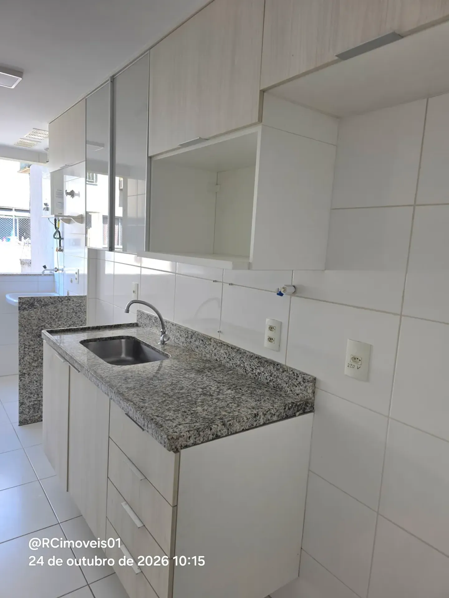 Apartment, 77 m², with a grill on the balcony — photo 72