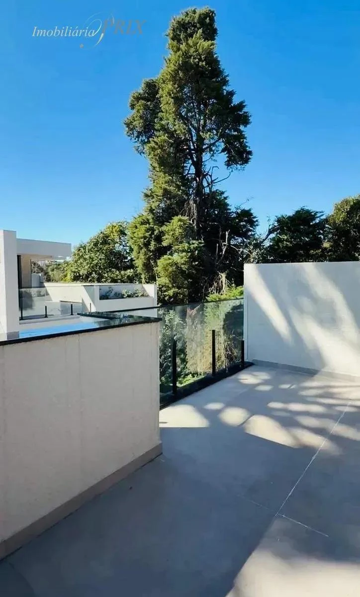 House with 3 bedrooms and 272 m² with 2 parking spots