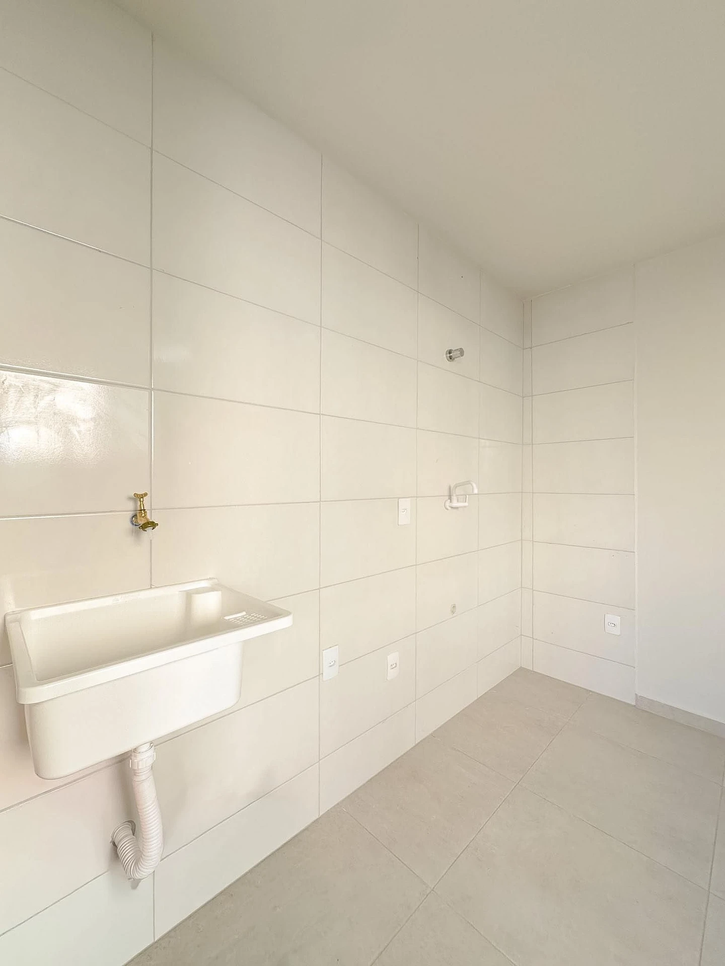 One-bedroom, 30 m² apartment in Florianópolis — photo 6