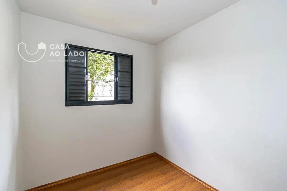 Apartamento com piso de madeira ou laminado, Tingui — photo 13