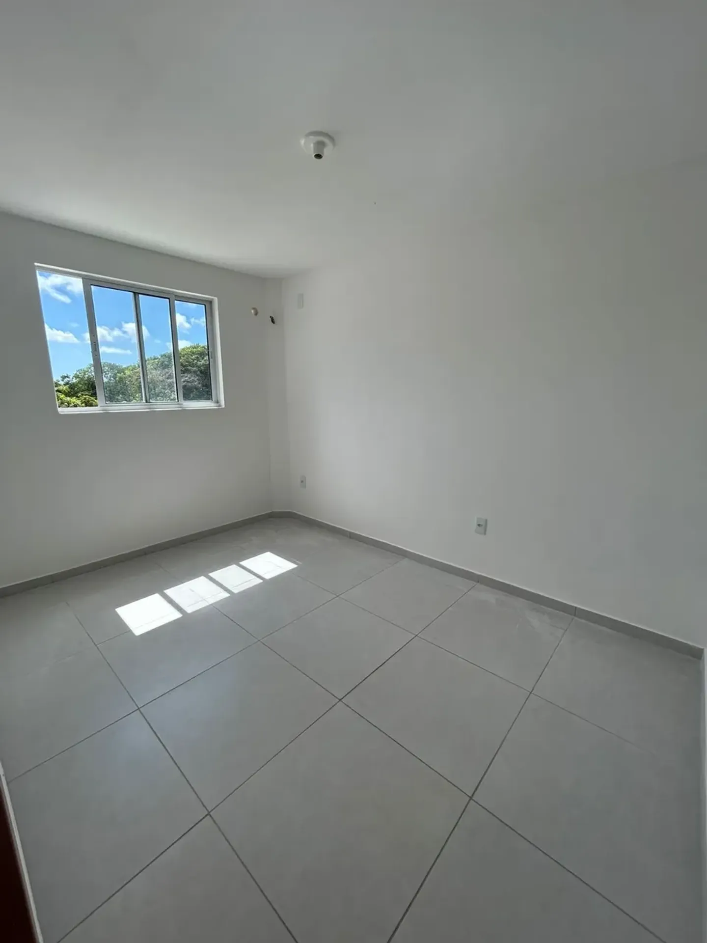 Apartamento de 2 quartos, sendo 1 suíte, 52 m²