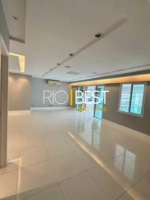 3-bedroom apartment with a jacuzzi — photo 13