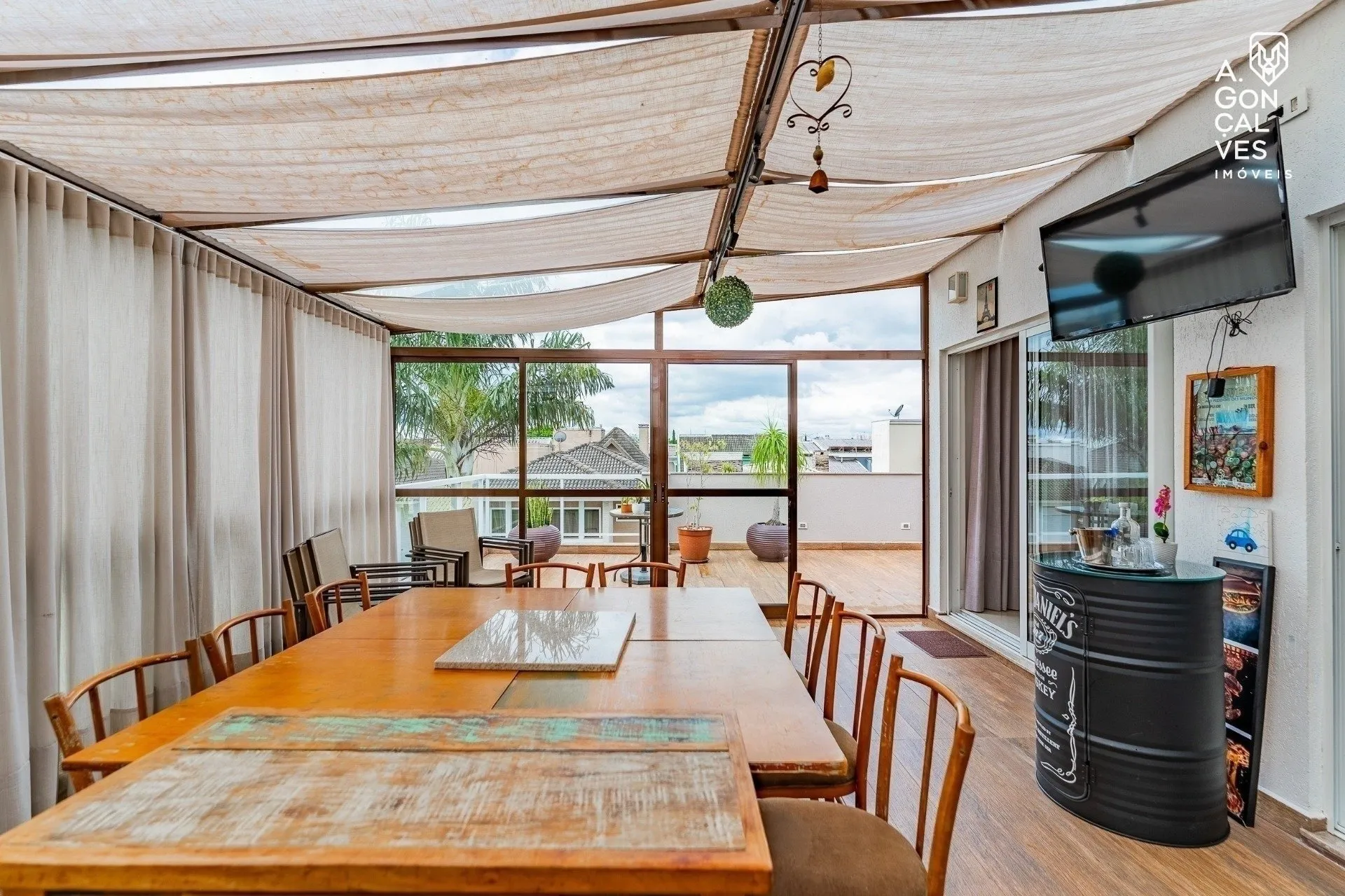 Furnished 3-bedroom house with 5 bathrooms — photo 33