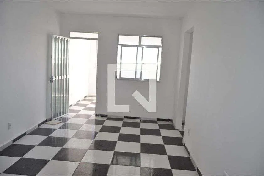 Rental house with a suite and 6 bedrooms — photo 20